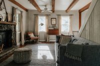 Waarom het geleefde interieur het minimalisme verdringt